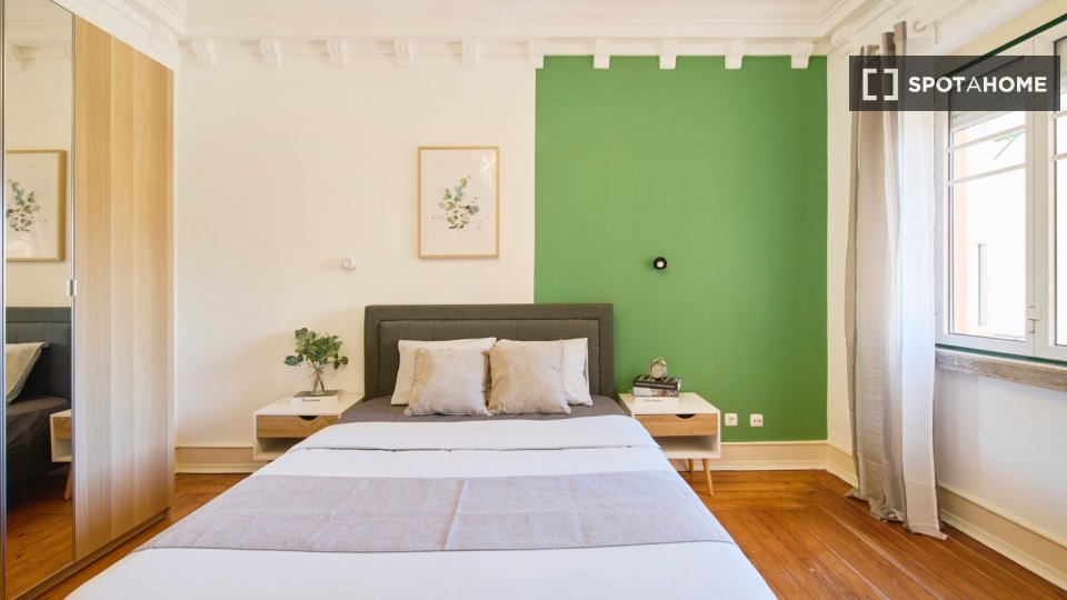 Double room Lisbon, 6 beds — photo 34