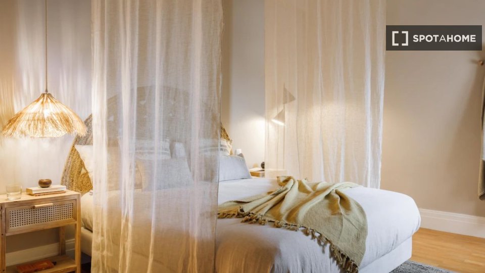 Apartment Lisbon, 2 beds — photo 18