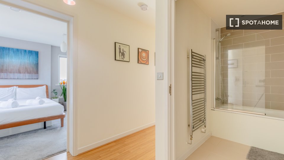 Apartment London, 2 beds — photo 9