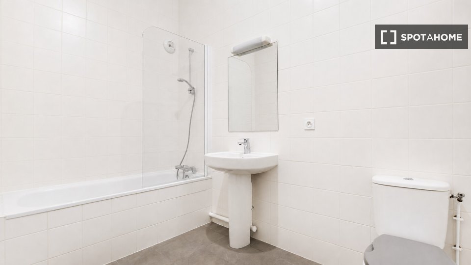 Chambre double Paris, 6 chambres — photo 32