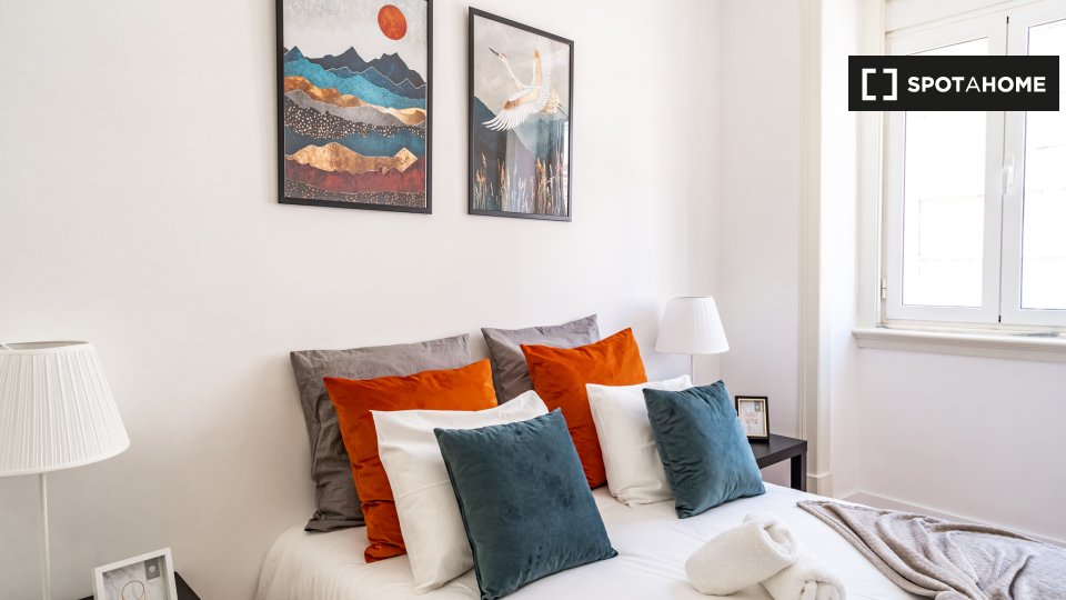 Apartment Lisbon, 2 beds — photo 16