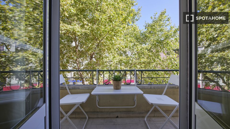 Double room Lisbon, 6 beds — photo 14