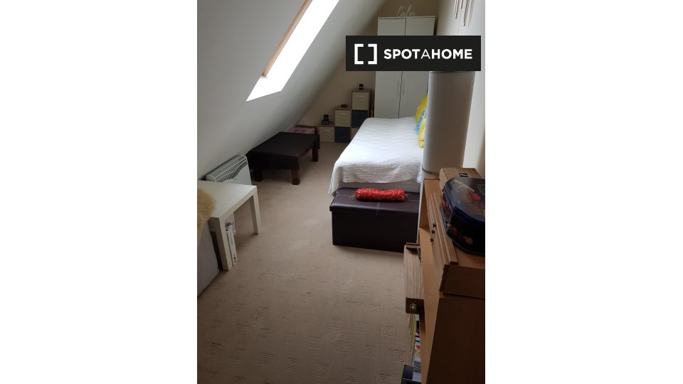 Double room Dublin, 3 beds, 92m² — photo 17
