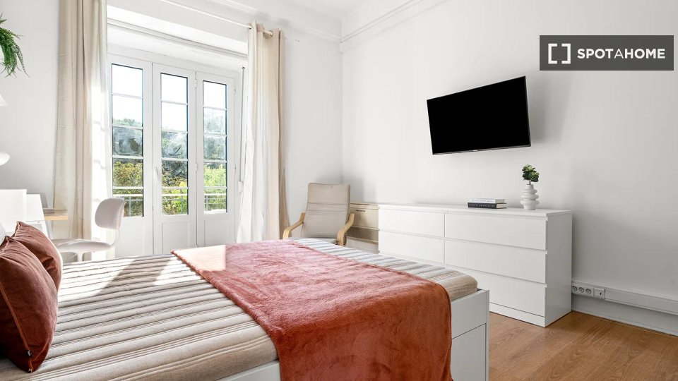 Double room Lisbon, 10 beds — photo 14