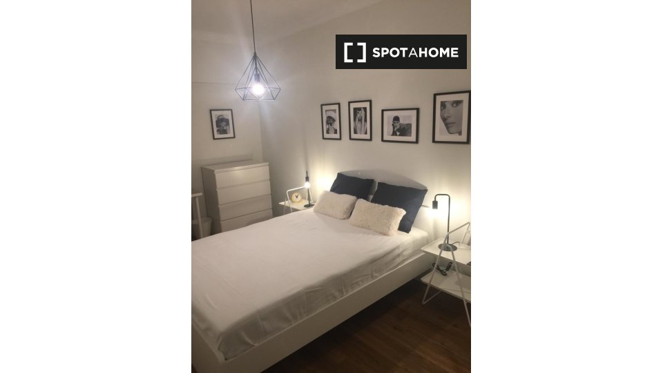 Double room Lisbon, 4 beds — photo 2