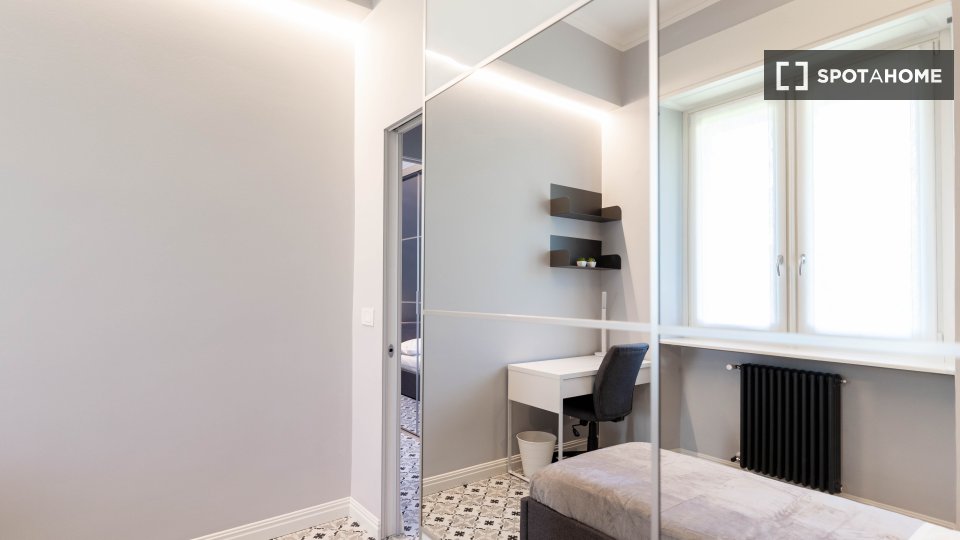 Double room Turin, 2 beds, 90m² — photo 9