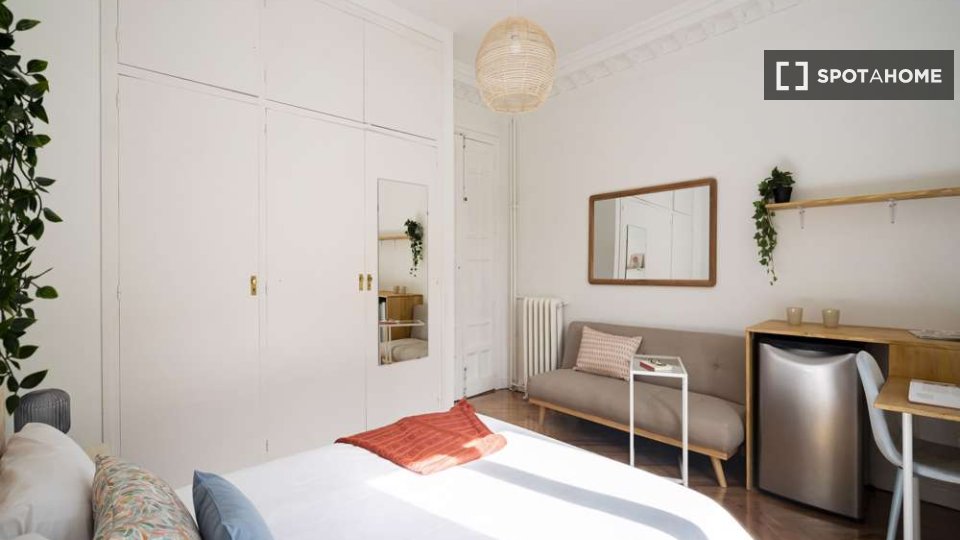 Camera doppia Madrid, 8 camere — foto 8