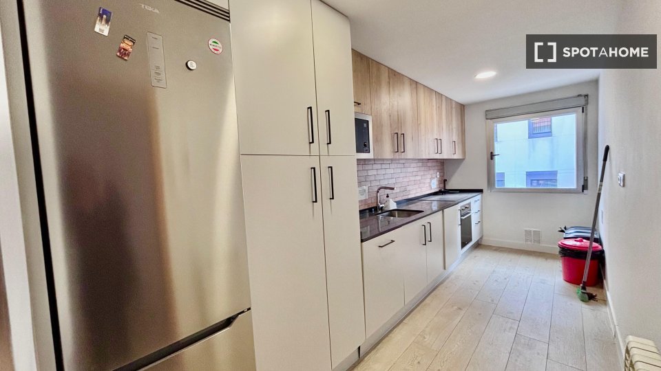 Apartment Madrid, 4 beds, 115m² — photo 7