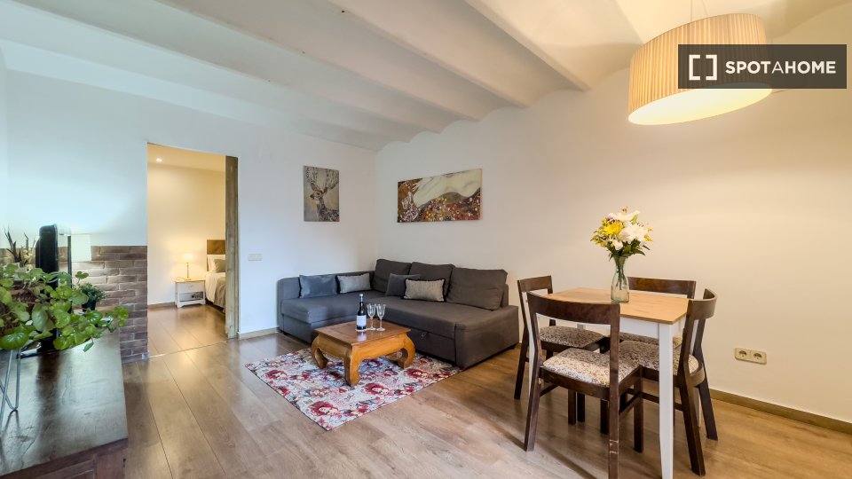 Apartment Barcelona, 2 beds, 80m² — photo 9