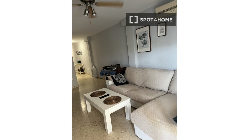 Apartment Valencia, 2 beds, 80m² — photo 3