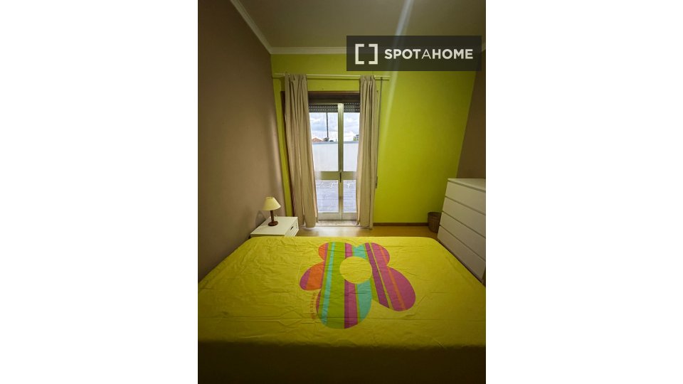 Double room Porto, 3 beds — photo 13