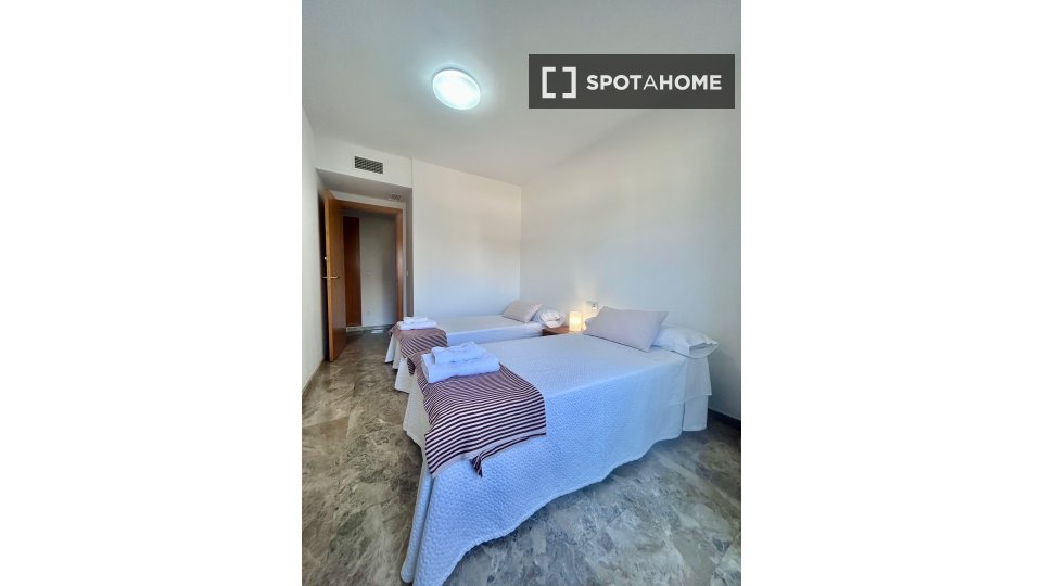 Apartment Valencia, 3 beds, 90m² — photo 5