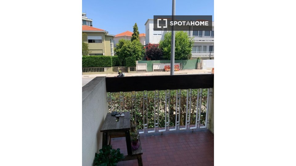 Double room Porto, 6 beds, 200m² — photo 1