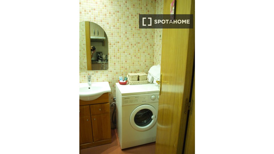 Apartment mono Madrid, 20m² — photo 4