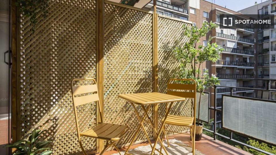 Double room Madrid, 6 beds — photo 19