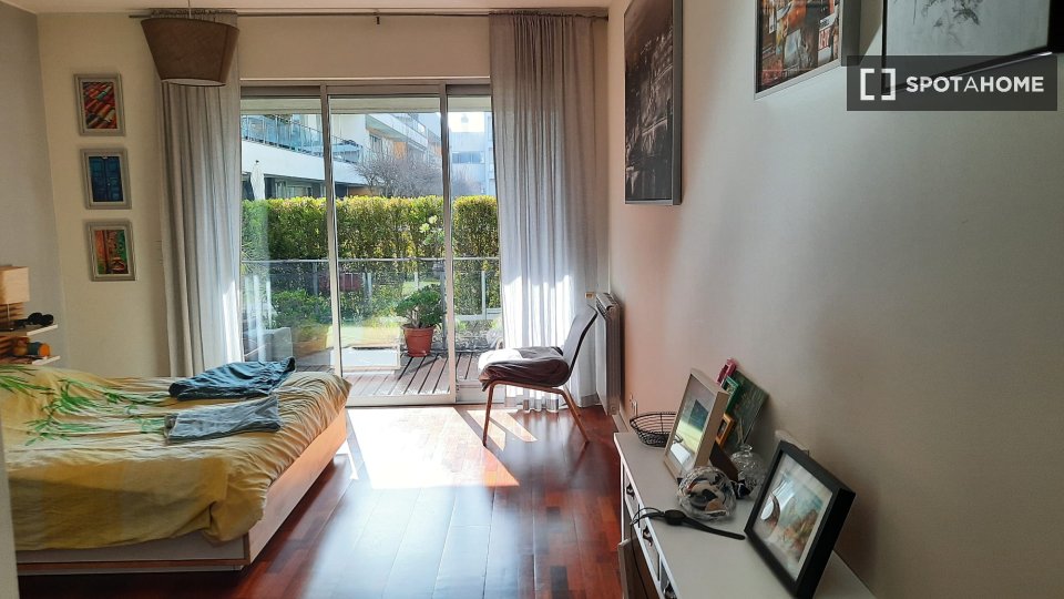 Apartment Lisbon, 1 bed, 125m² — photo 1