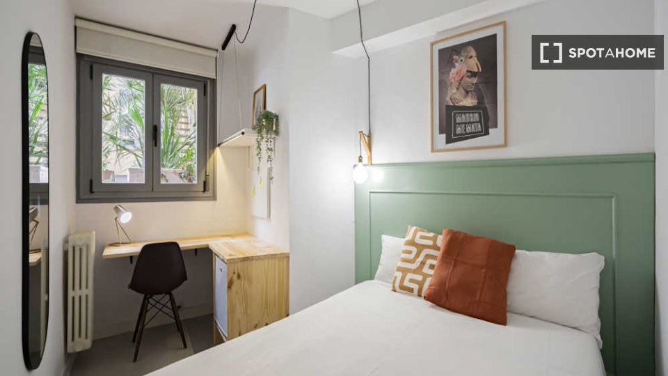 Double room Madrid, 67 beds — photo 74
