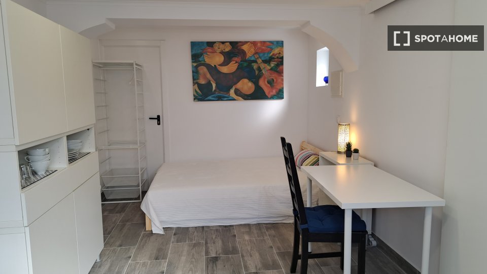 Apartment mono Lisbon, 20m² — photo 4