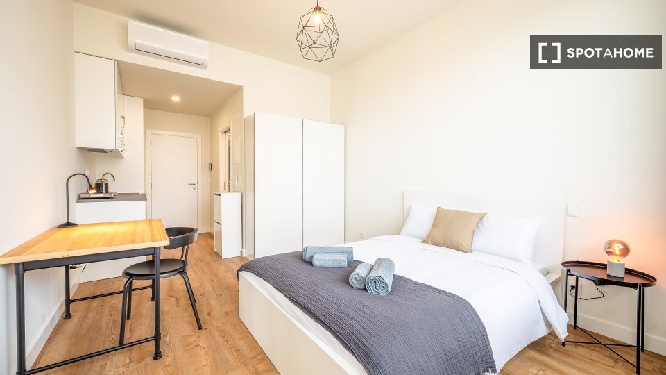 Apartment mono Lisbon, 18m² — photo 3