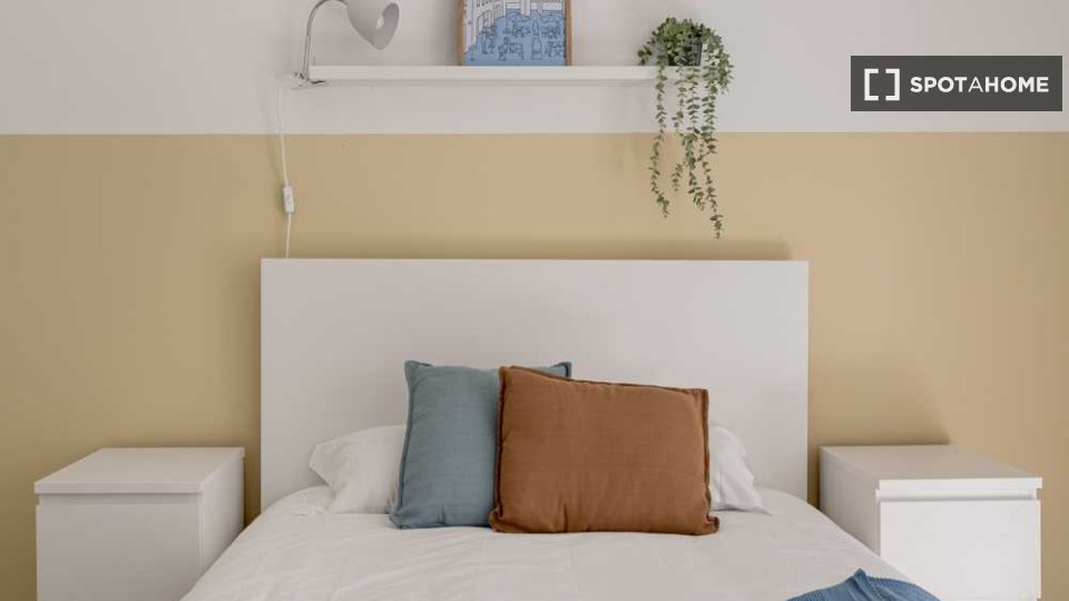 Double room Lisbon, 7 beds — photo 6