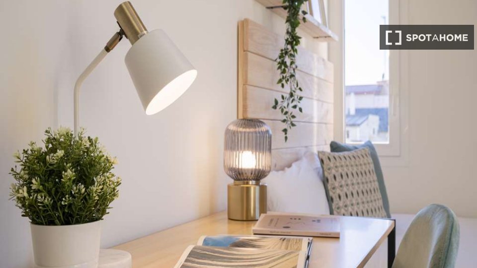 Double room Madrid, 17 beds, 560m² — photo 6
