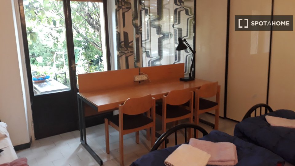 Double room Florence, 5 beds, 140m² — photo 2