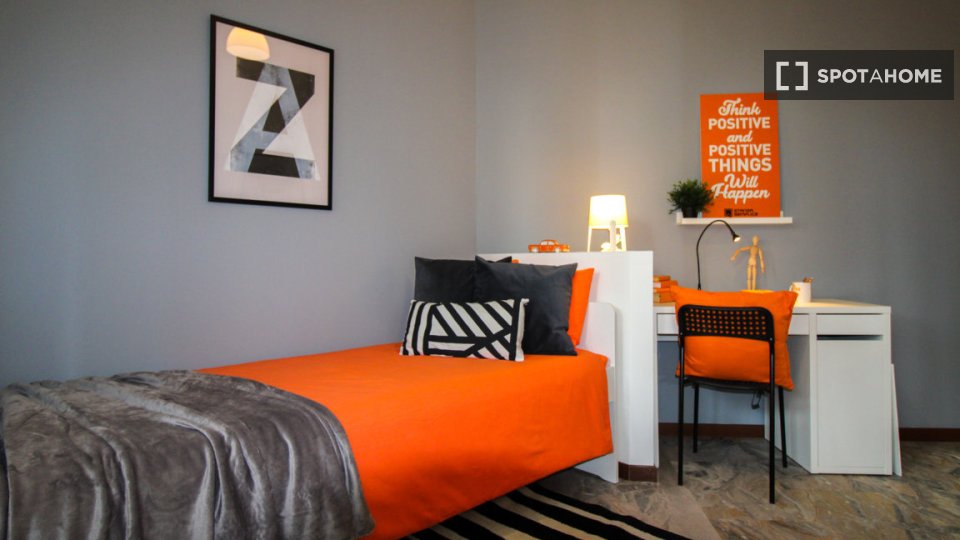Double room Bologna, 8 beds — photo 10