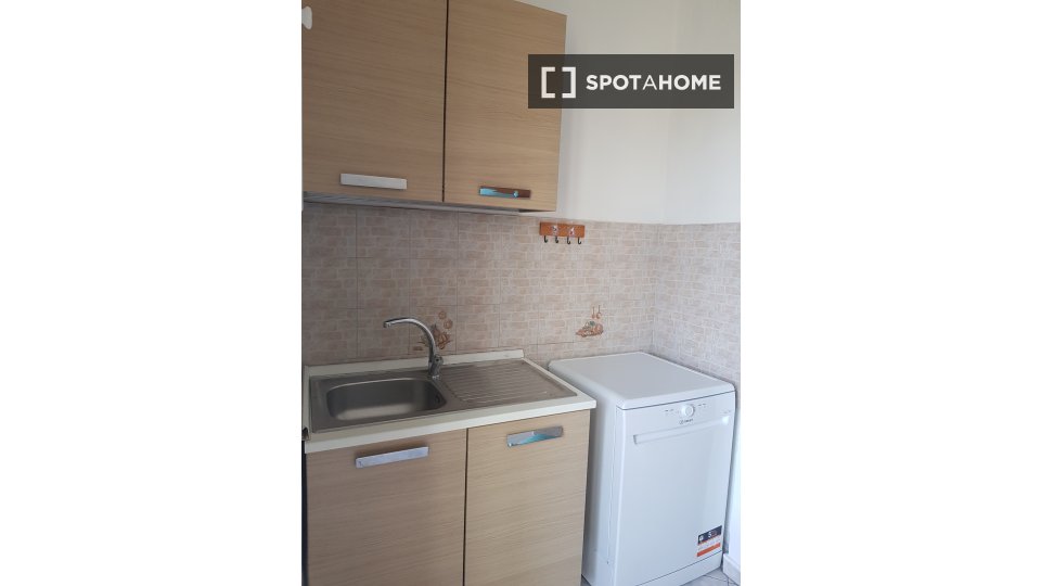 Double room Turin, 3 beds, 96m² — photo 8