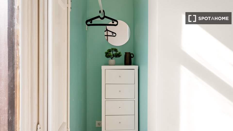 Double room Barcelona, 5 beds, 100m² — photo 17