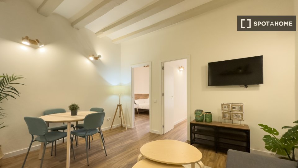 Apartment Barcelona, 2 beds, 54m² — photo 16