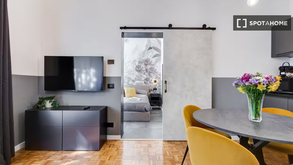 Apartment Rome, 1 bed — photo 4