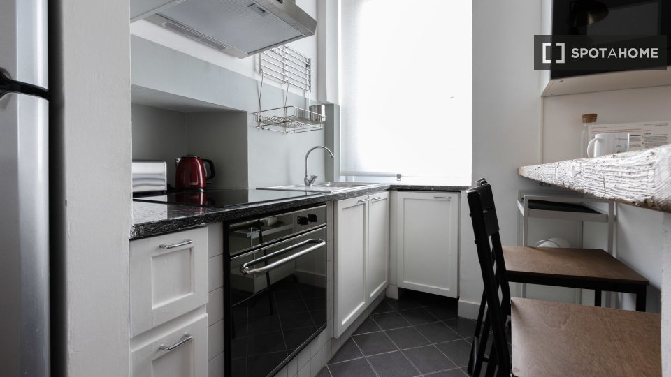Apartment Milan, 1 bed, 51m² — photo 2