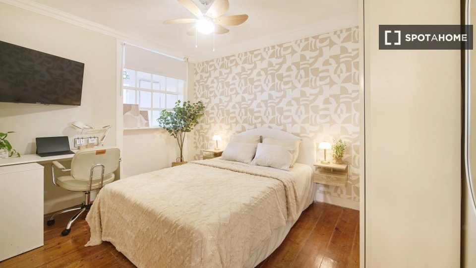 Double room Lisbon, 7 beds — photo 10