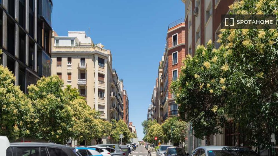 Double room Madrid, 7 beds — photo 26
