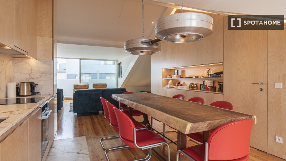 Apartment Lisbon, 4 beds — photo 17