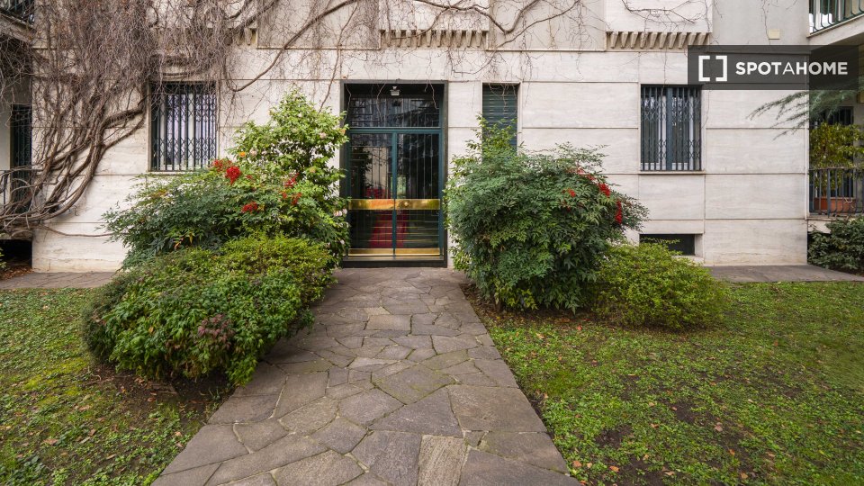 Apartment Milan, 4 beds, 184m² — photo 12
