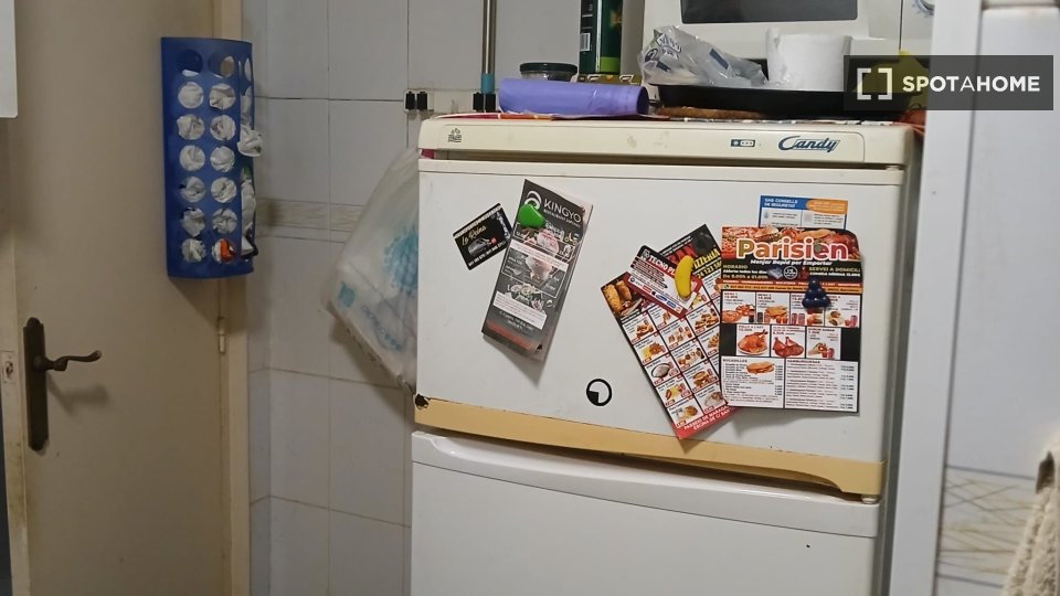 Double room Barcelona, 3 beds, 90m² — photo 4