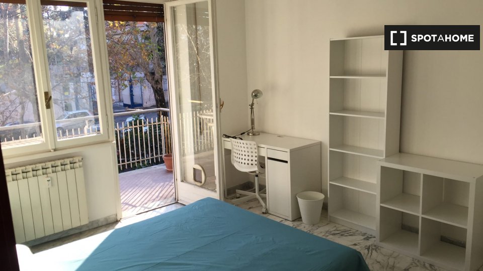 Double room Rome, 4 beds — photo 9