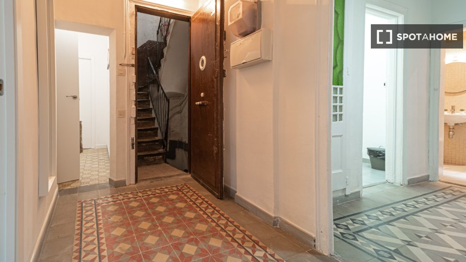 Habitación doble Barcelona, 5 habitaciones — foto 15