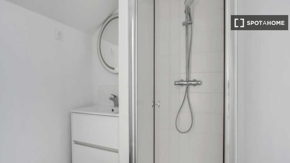Double room Lille, 15 beds, 260m² — photo 41