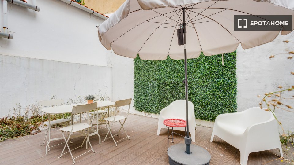 Apartment Lisbon, 2 beds — photo 62