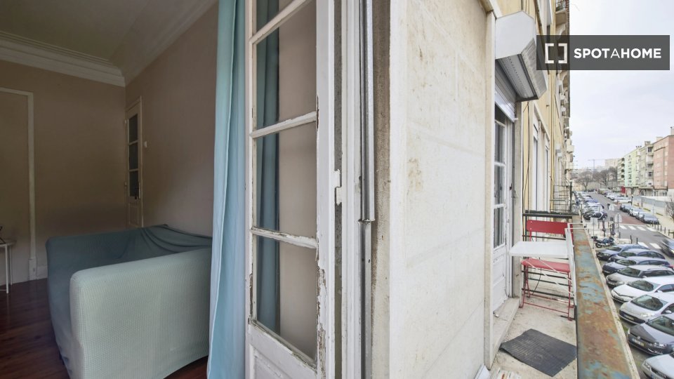 Double room Lisbon, 4 beds — photo 5