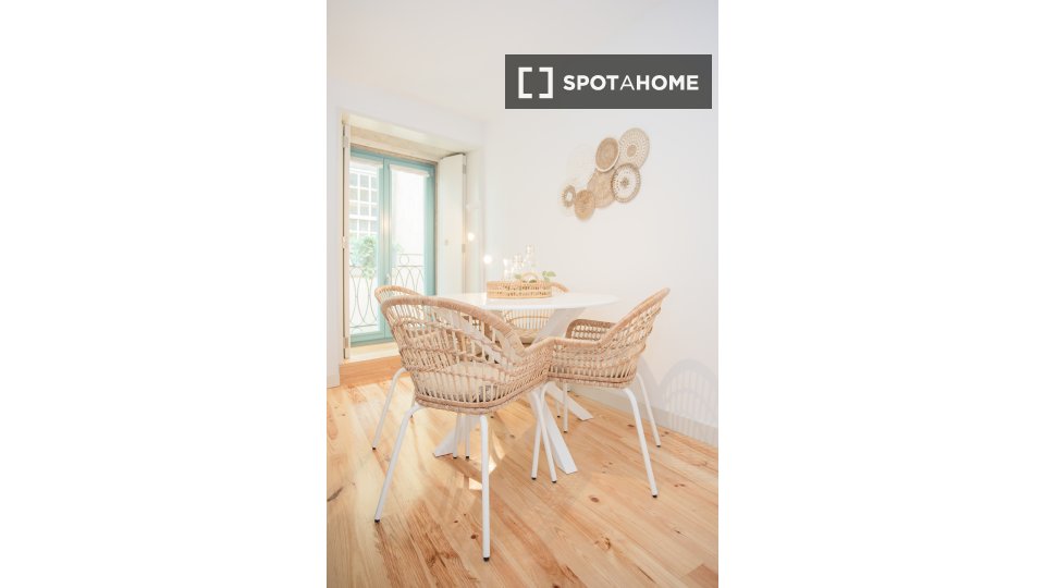 Apartment Porto, 1 bed, 57m² — photo 16