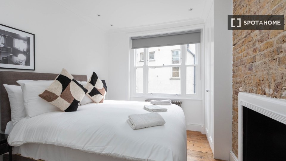 Apartment London, 2 beds — photo 18