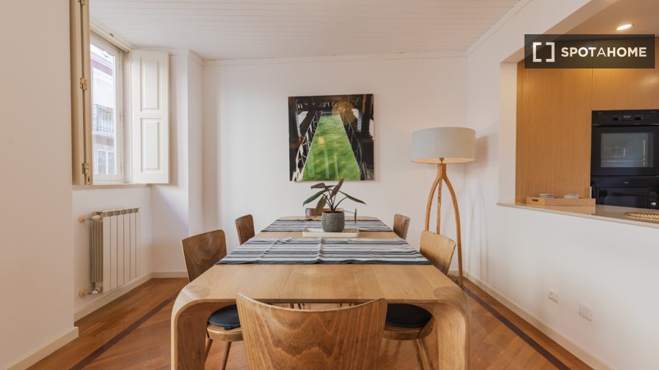 Apartment Lisbon, 2 beds — photo 15