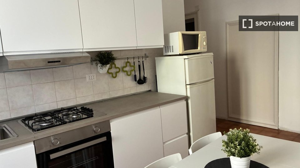 Apartment Milan, 1 bed, 65m² — photo 22