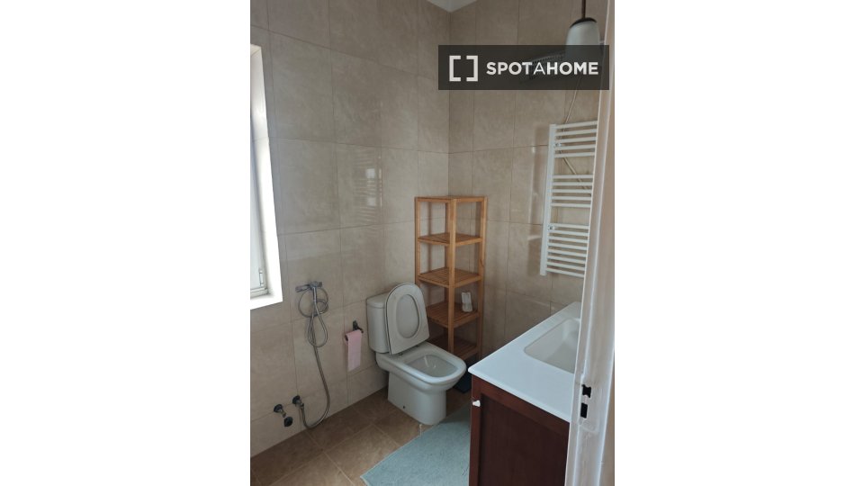 Apartment Porto, 4 beds, 120m² — photo 17