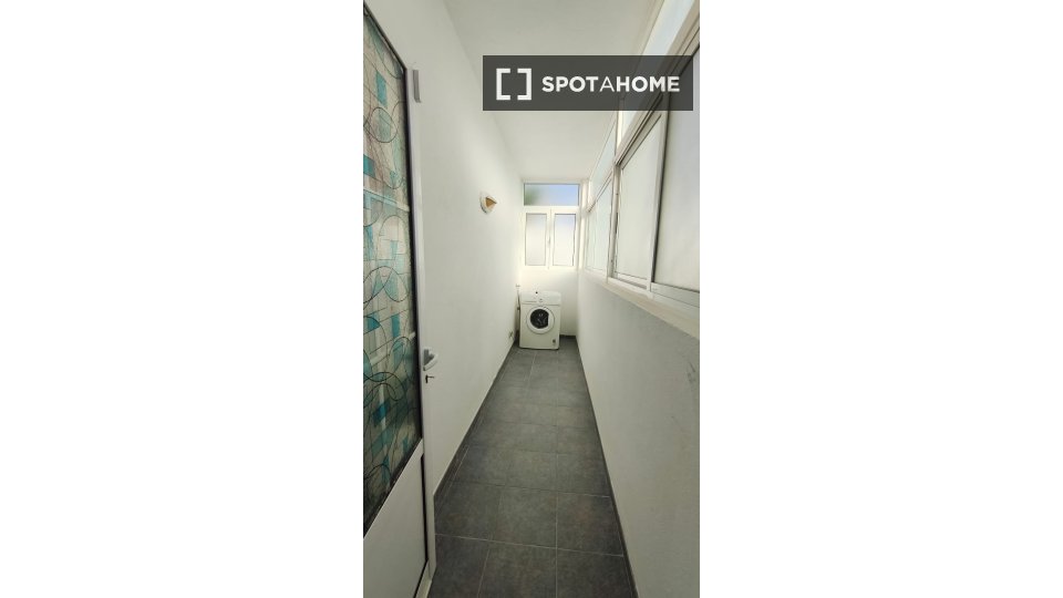 Apartment Santa_Cruz_De_Tenerife, 2 beds, 72m² — photo 2