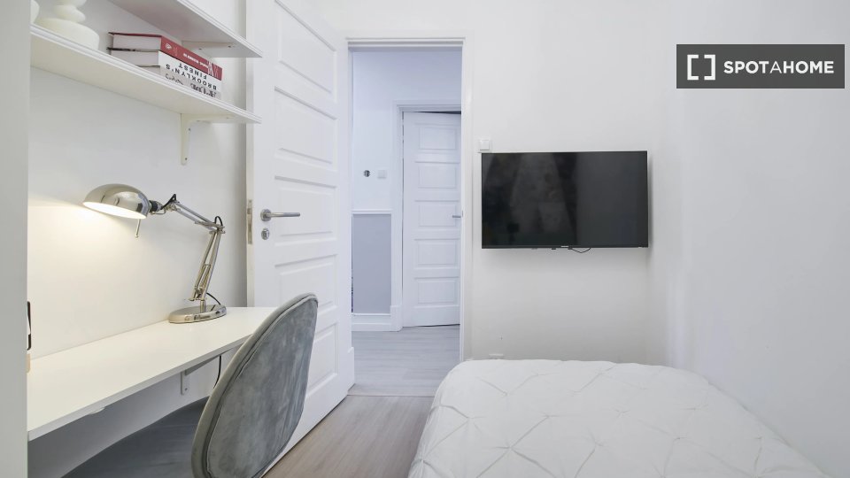 Double room Lisbon, 7 beds — photo 6
