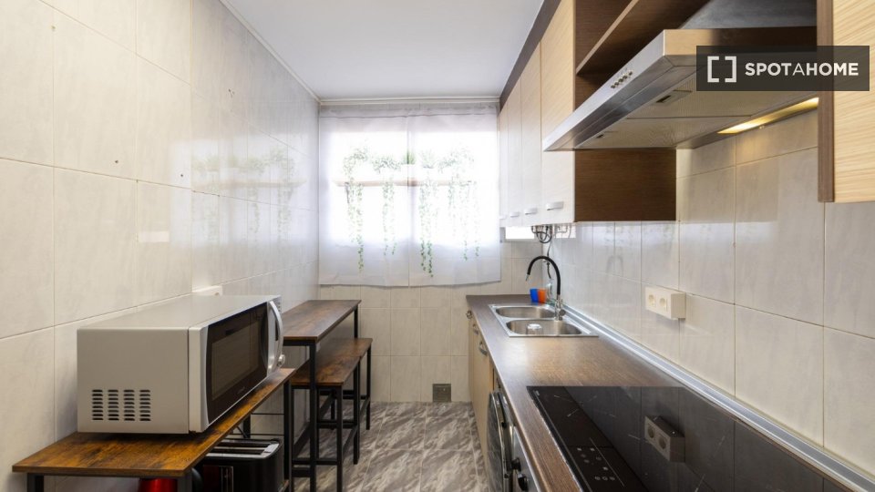 Double room Granada, 5 beds, 150m² — photo 17